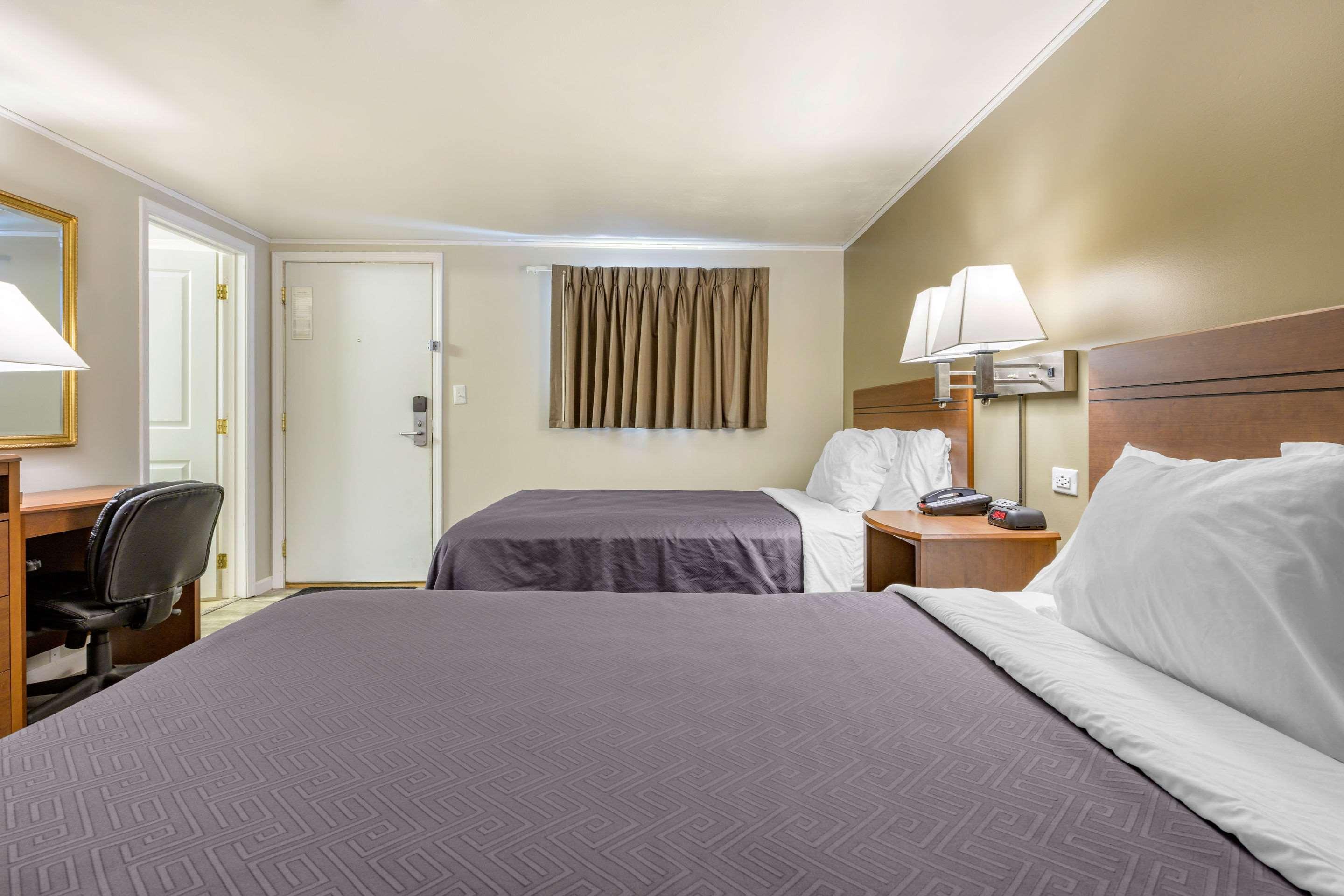 Econo Lodge Bellefonte I-99 Εξωτερικό φωτογραφία