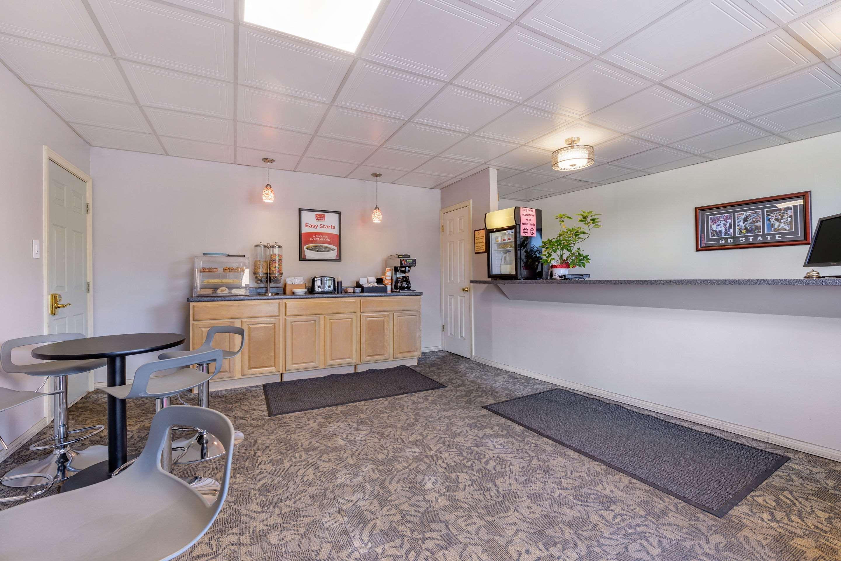 Econo Lodge Bellefonte I-99 Εξωτερικό φωτογραφία