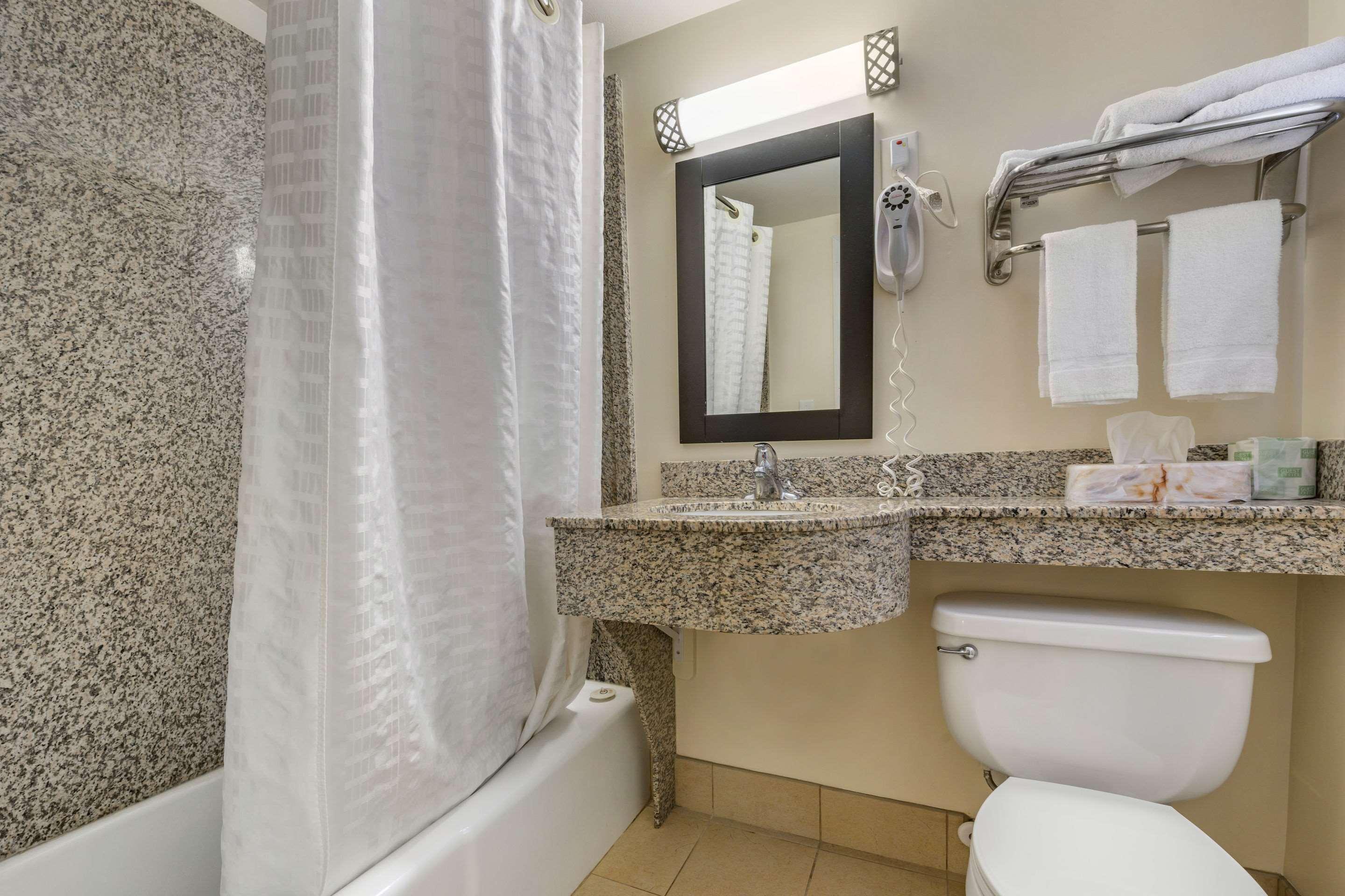 Econo Lodge Bellefonte I-99 Εξωτερικό φωτογραφία