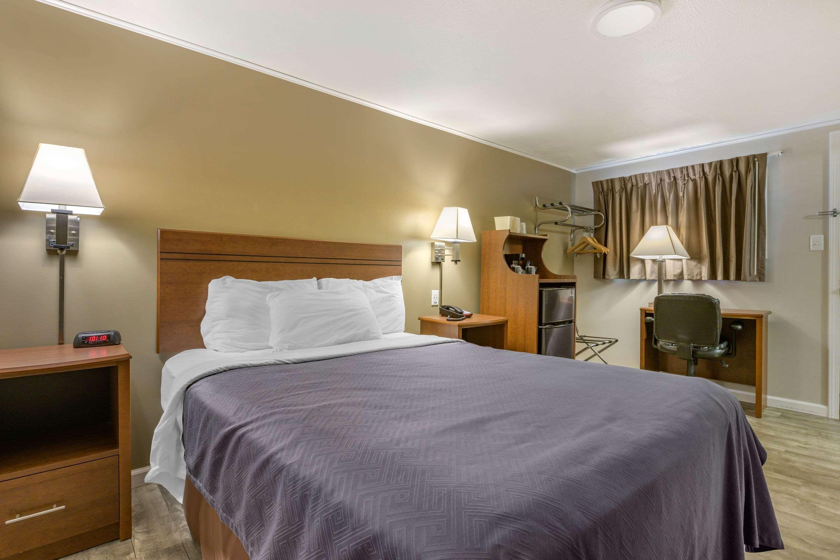 Econo Lodge Bellefonte I-99 Εξωτερικό φωτογραφία